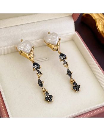 Luxury Black Heart Pearl Drop Earrings | HE13351